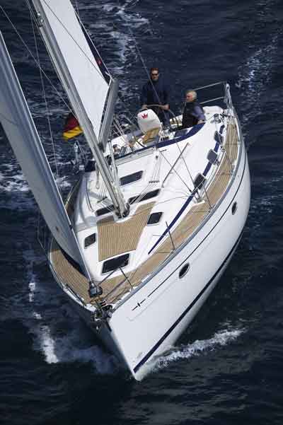 Charter Yacht zu chartern bei Sunja Yachting Bavaria 39 Cruiser 1
